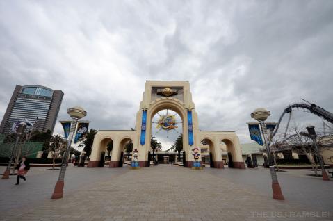 USJ ユニバーサルスタジオ ローソン ダブルネーム スケルトン フィルムカメラ USJ ユニバーサルスタジオ ローソン ダブルネーム スケルトン